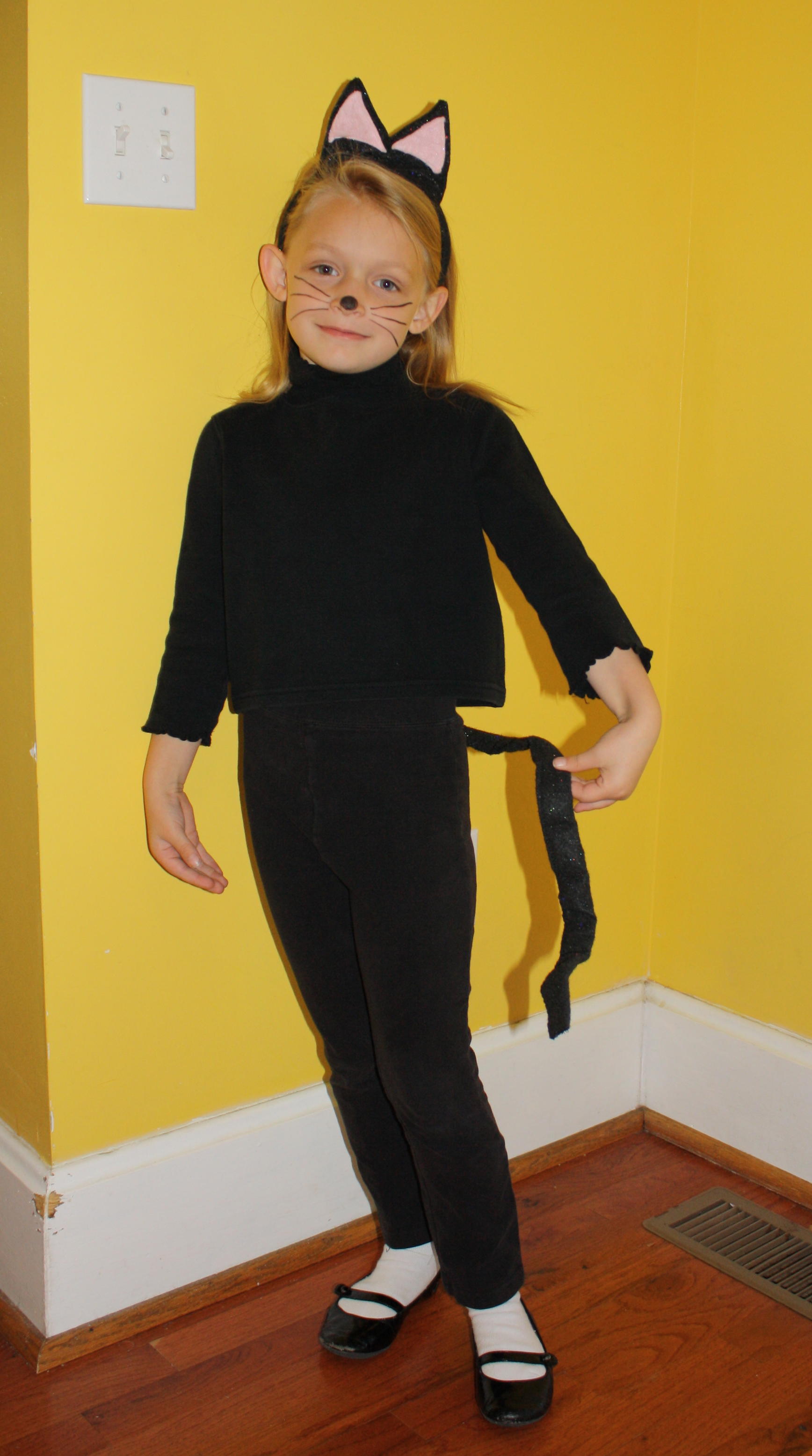 2009_10_18 Cate Cat.jpg